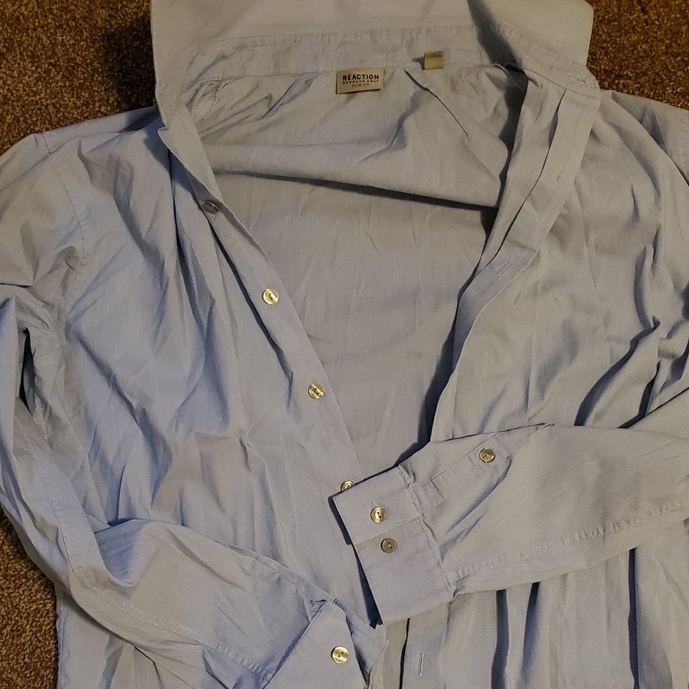 Men's slim fit dress shirt
